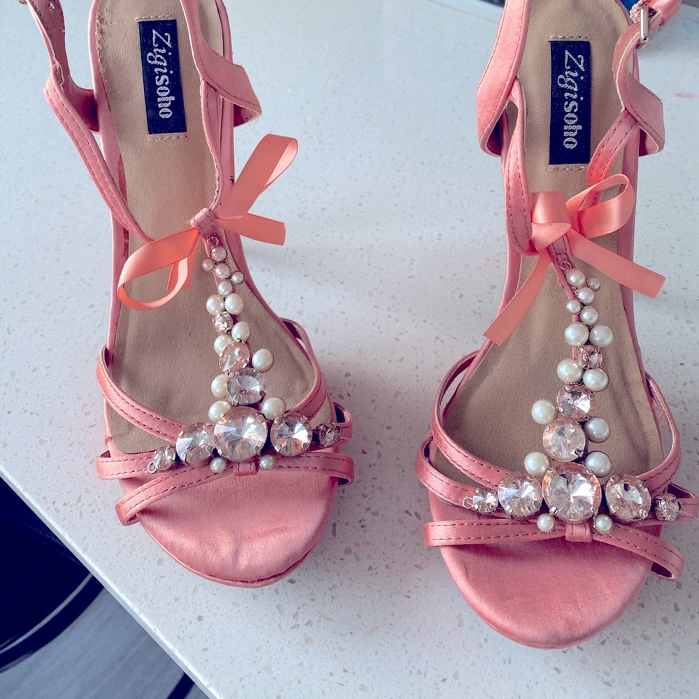 4+ inch high stilettos - Picture 1 of 4